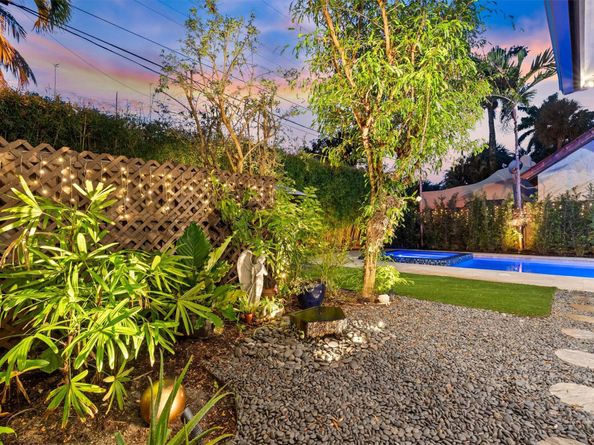 1200 SE 7th St, Fort Lauderdale FL 33301