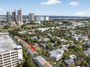 709 N St, West Palm Beach FL 33401