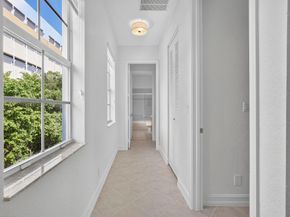 709 N St, West Palm Beach FL 33401