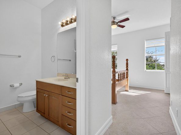 709 N St, West Palm Beach FL 33401