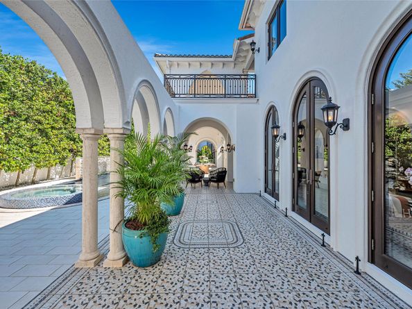 4955 SW 83rd St, Miami FL 33143