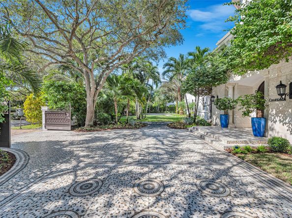 4955 SW 83rd St, Miami FL 33143