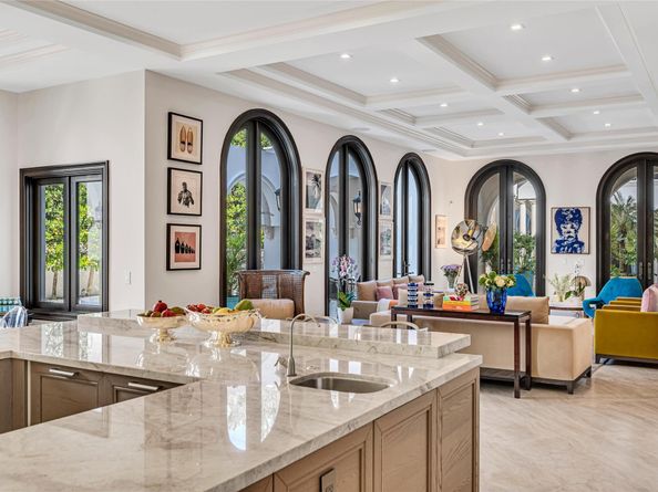 4955 SW 83rd St, Miami FL 33143