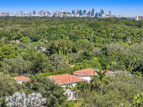 4955 SW 83rd St, Miami FL 33143