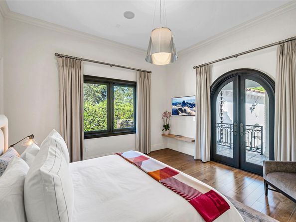 4955 SW 83rd St, Miami FL 33143