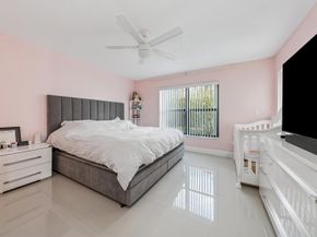 896 N Federal Highway 124, Lantana FL 33462