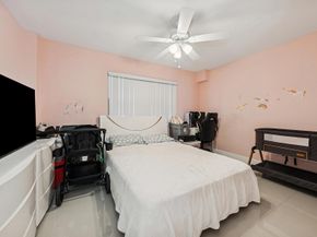 896 N Federal Highway 124, Lantana FL 33462