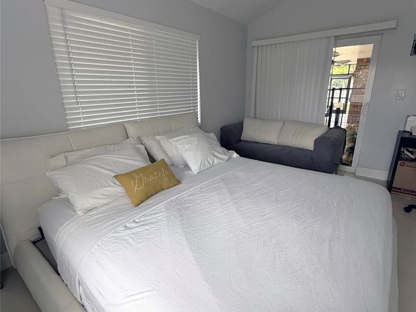 6530 SW 172nd Ave, Southwest Ranches FL 33331