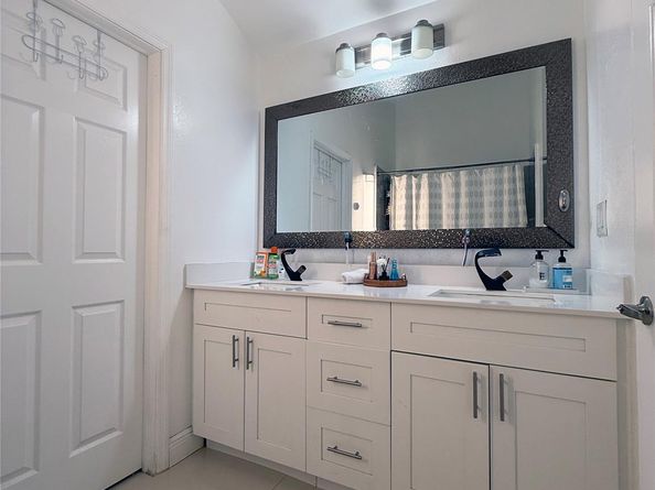 6530 SW 172nd Ave, Southwest Ranches FL 33331