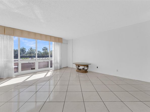 1401 S Federal Hwy 218, Boca Raton FL 33432