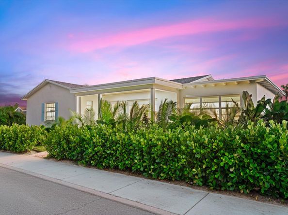 1131 N Ocean Breeze, Lake Worth Beach FL 33460