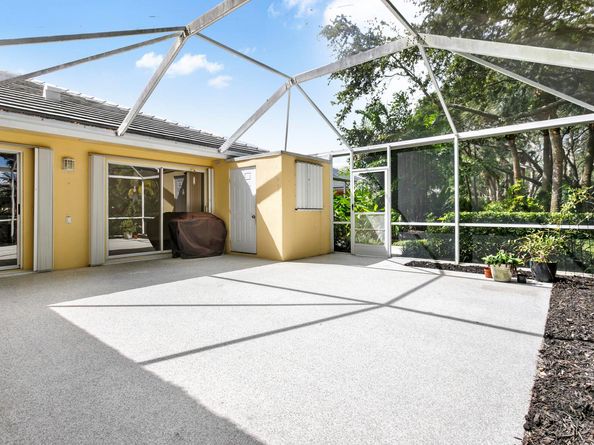 2901 Lakemont Court, Palm Beach Gardens FL 33403