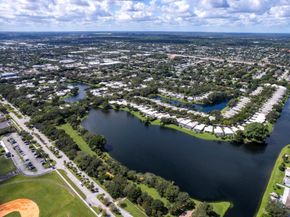 2901 Lakemont Court, Palm Beach Gardens FL 33403