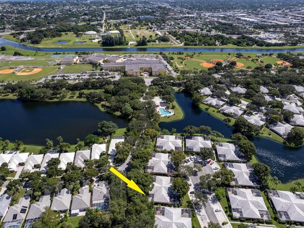 2901 Lakemont Court, Palm Beach Gardens FL 33403