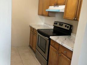 704 Meadows Circle 704, Boynton Beach FL 33436