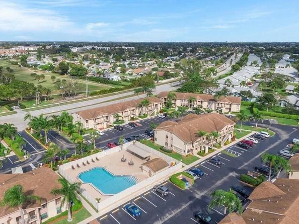 9466 Boca Cove Circle 303, Boca Raton FL 33428