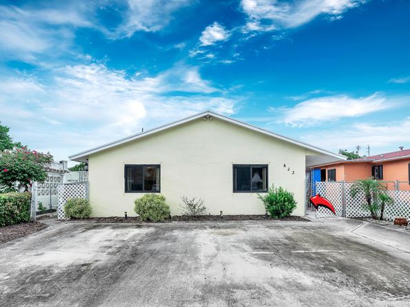 423 Macy Street, West Palm Beach FL 33405