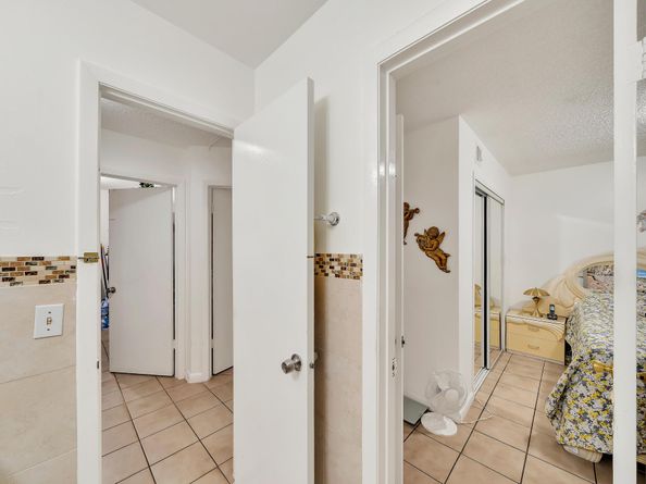 423 Macy Street, West Palm Beach FL 33405