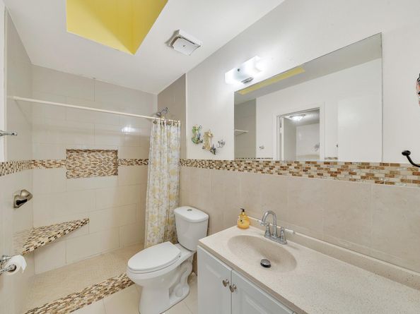 423 Macy Street, West Palm Beach FL 33405