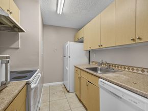 1139 Lake Terry Drive M, West Palm Beach FL 33411