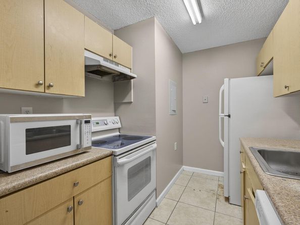 1139 Lake Terry Drive M, West Palm Beach FL 33411