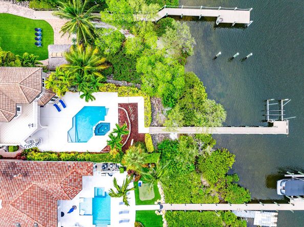 201 Fishermans Way, Jupiter FL 33477