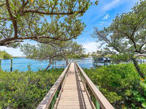 201 Fishermans Way, Jupiter FL 33477