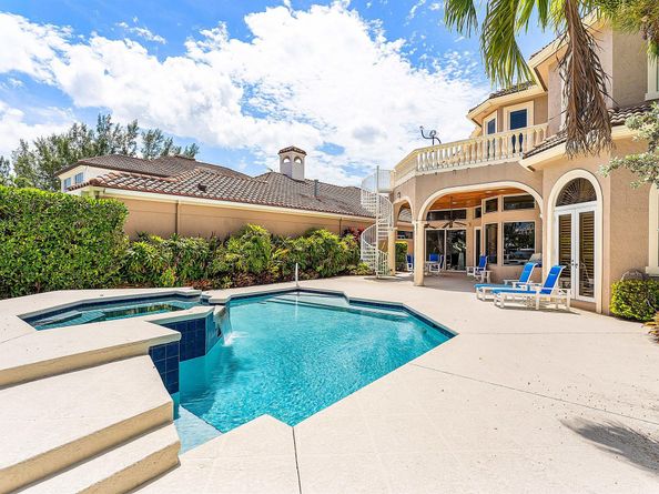 201 Fishermans Way, Jupiter FL 33477