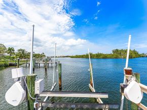 201 Fishermans Way, Jupiter FL 33477