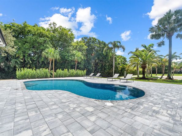 13100 Luray Rd, Southwest Ranches FL 33330