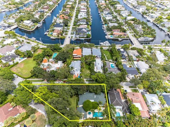 1017 SE 13th Ter, Fort Lauderdale FL 33316