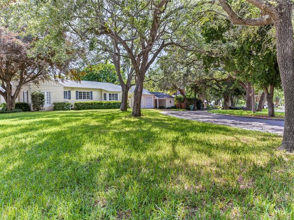 1017 SE 13th Ter, Fort Lauderdale FL 33316
