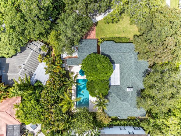 1017 SE 13th Ter, Fort Lauderdale FL 33316