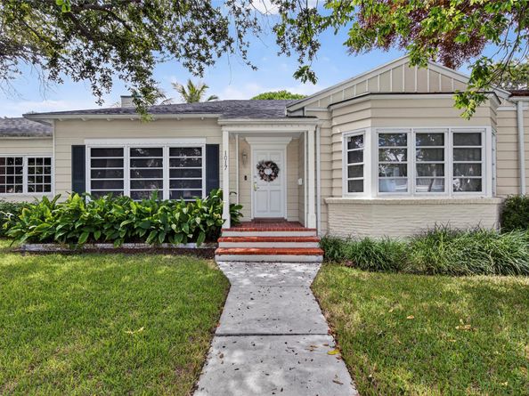 1017 SE 13th Ter, Fort Lauderdale FL 33316
