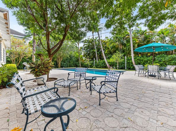 1017 SE 13th Ter, Fort Lauderdale FL 33316