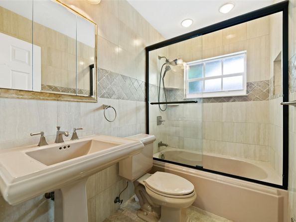 10690 Ember St, Boca Raton FL 33428