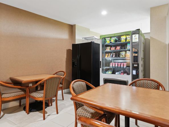 3000 N Ocean Drive 22G, Singer Island FL 33404