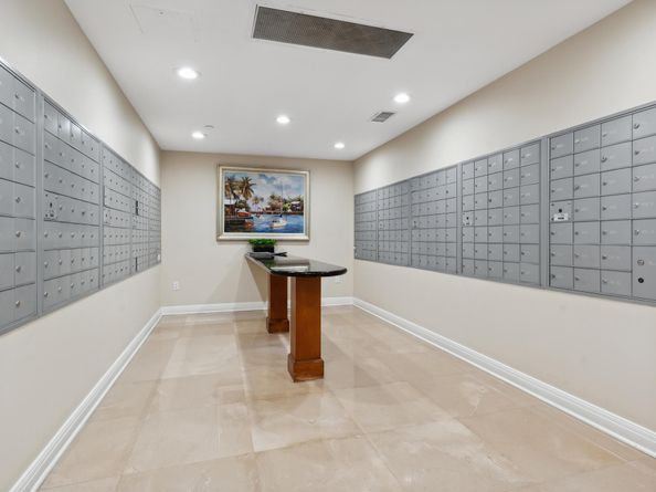 3000 N Ocean Drive 22G, Singer Island FL 33404