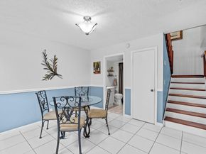 844 Springdale Circle, Palm Springs FL 33461