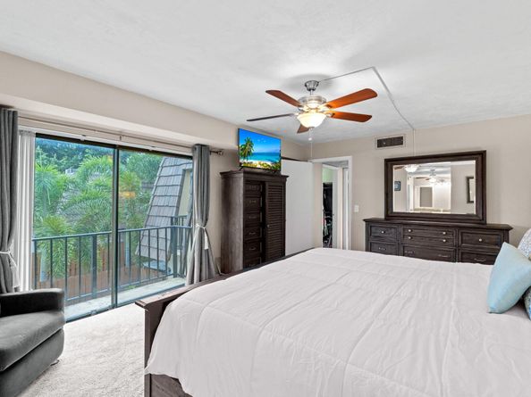844 Springdale Circle, Palm Springs FL 33461