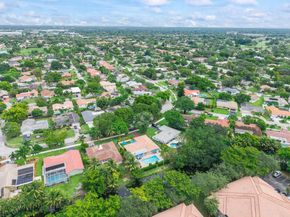 11886 NW 24th St, Coral Springs FL 33065