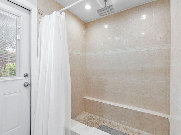 11886 NW 24th St, Coral Springs FL 33065