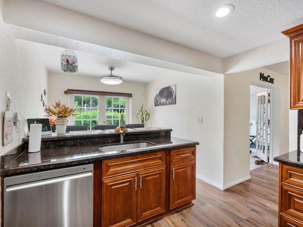 11886 NW 24th St, Coral Springs FL 33065