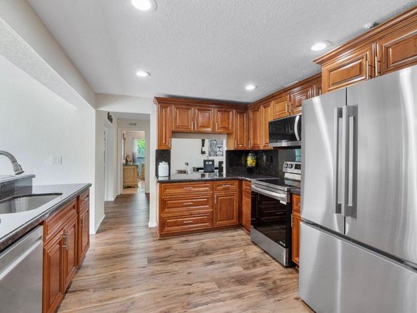 11886 NW 24th St, Coral Springs FL 33065
