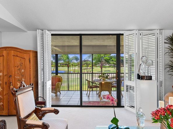 27 Eastgate Drive B, Boynton Beach FL 33436