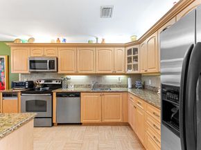 27 Eastgate Drive B, Boynton Beach FL 33436