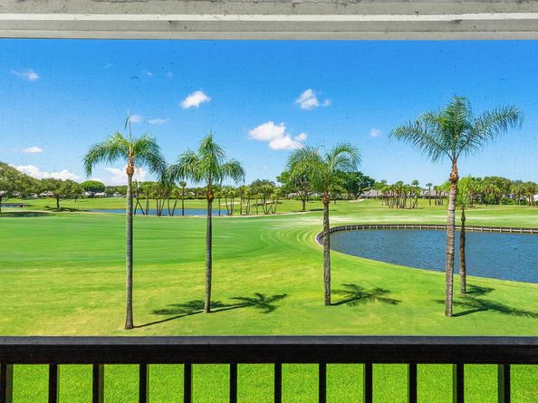 27 Eastgate Drive B, Boynton Beach FL 33436