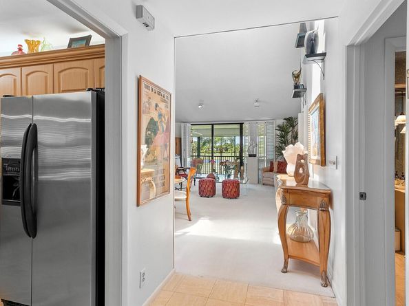 27 Eastgate Drive B, Boynton Beach FL 33436
