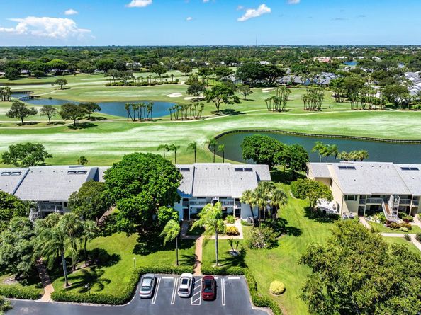 27 Eastgate Drive B, Boynton Beach FL 33436