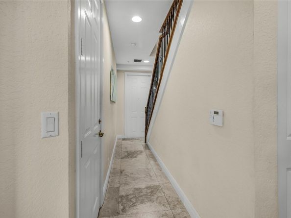 3240 NE 13 St 3240, Pompano Beach FL 33062